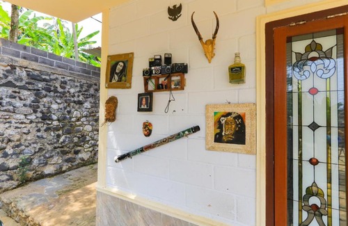 Senduro Hotel | SPOT ON 2378 Omah Nusantara Homestay