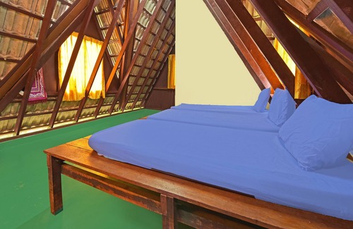 Selandar Hotel | SPOT ON 90612 Batu Lebah Eco Park