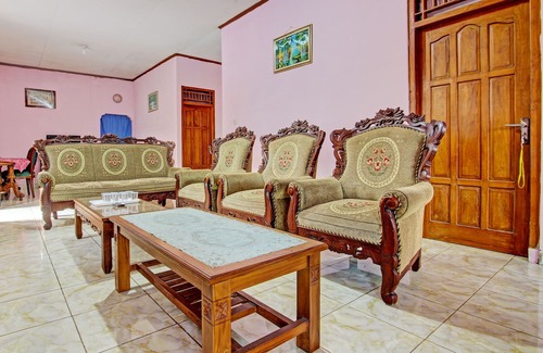 Karangmojo Hotel | SPOT ON 93199 Bunda Family Homestay Syariah