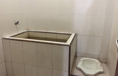 Bawean Island Hotel | SPOT ON 93530 Sawang Sana Motel Syariah Near SMAN 1 Sangkapura