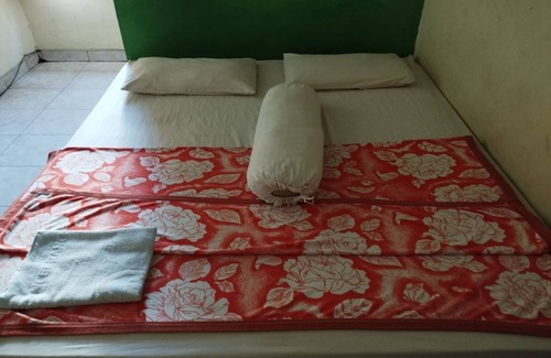 Sampit Hotel | SPOT ON 93535 Pondok Gusang Kuala Near Pelabuhan H Basran