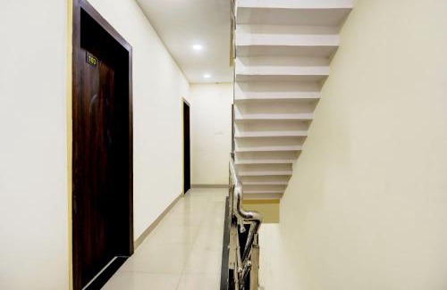 Dewas Hotel | SPOT ON Hotel Shree Ji
