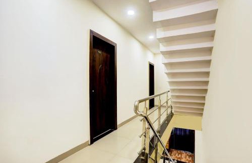 Dewas Hotel | SPOT ON Hotel Shree Ji