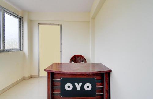 Hyderabad Hotel | SPOT ON Jhansi Hotel & Family Restaurants Luxury Rooms