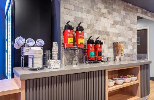 Wesley Chapel Hotel | SPOT X Hotel Tampa - Wesley Chapel by The Red Collection
