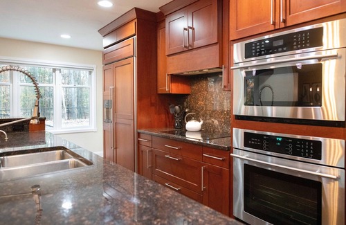 West Olive House | Sprawling 14.75 acre destination with private pool and hot tub