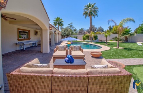 Shea North Estates House | SPRAWLING HIGH END COMPOUND+ CASITA+POOL+PUTTING GREEN+HOT TUB+PRIME LOCATION