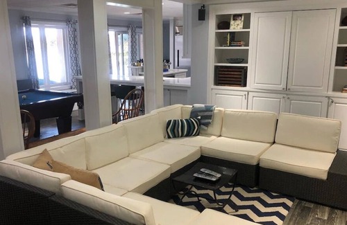 Buford House | Sprawling Lake Lanier Estate with Private Hot Tub, Deep-Water Dock & Slip