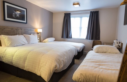 Cosford Hotel | Spread Eagle, Gailey by Marston's Inns
