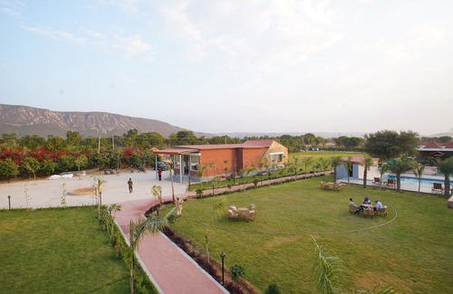 Faridabad House | Spree Farmstay, Faridabad