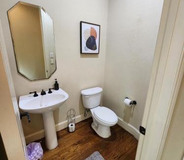 Woodlake - Briar Meadow House | Spring Break Private Pool Galleria Home KING BED