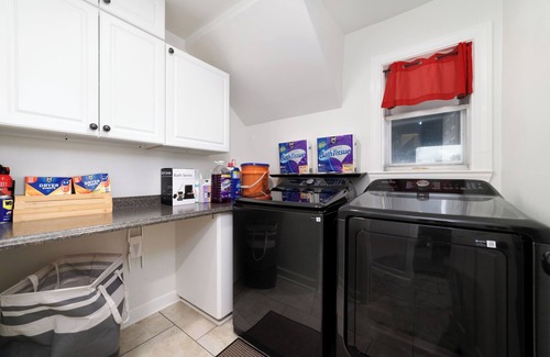 Spring House | Spring Castle Texas, spacious & cozy house with Pool