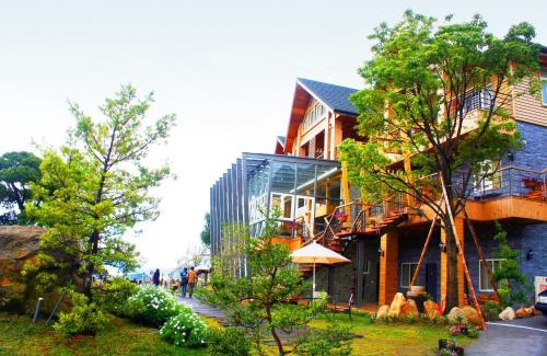 Ren'ai House | Spring Garden B&B