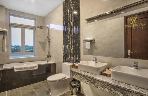 Long Khanh Hotel | Spring Garden Hotel