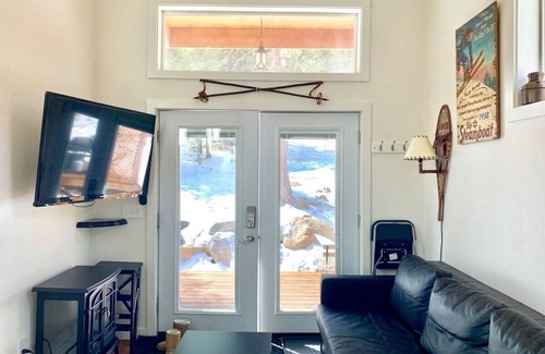 Idaho Springs Cabin | Spring Gulch Cabin at Base Camp
