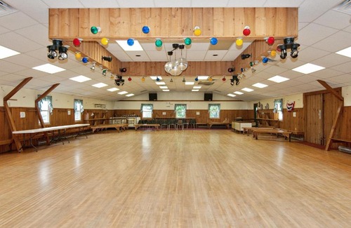 New Holland Resort | Spring Gulch Chalet 12