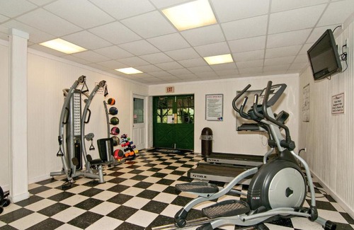 New Holland Resort | Spring Gulch Country House 9
