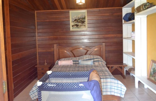 Barueri Cottage | Spring Hill site. Close to São Paulo, fresh air and good moments of leisure.