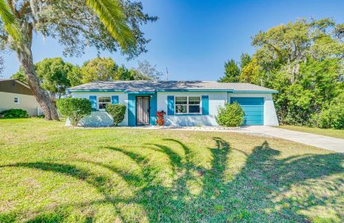 Spring Hill House | Spring Hill Home - 3 Mi to Weeki Wachee Springs!