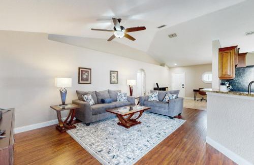Spring Hill House | Spring Leisure