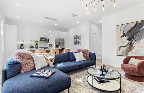 Pinecrest West Park House | Spring Training Specials! 4 Miles to Stadium