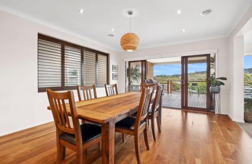 Torquay House | Spring Valley family haven with serene views