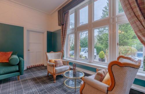 Darwen Hotel | Springbank Manor