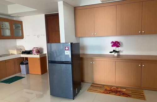 Old Jakarta Apartment | Springhill Royale Suites Sky Pool
