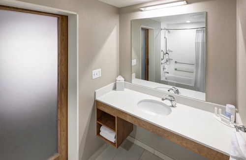Salt Lake City Hotel | SpringHill Suites by Marriott Salt Lake City Airport