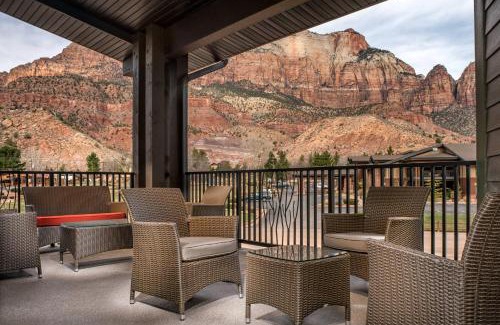 Zion National Park South Entrance Hotel | SpringHill Suites by Marriott Springdale Zion National Park