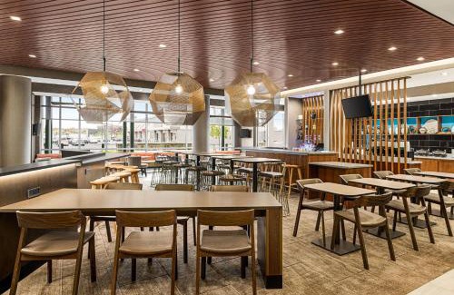 Camp Hill Hotel | SpringHill Suites by Marriott Camp Hill