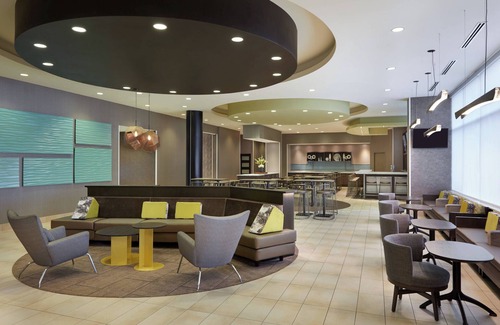 Vaughan Hotel | SpringHill Suites by Marriott Toronto Vaughan