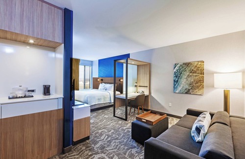 Tulsa Hotel | SpringHill Suites by Marriott Tulsa at Tulsa Hills