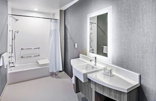 Tulsa Hotel | SpringHill Suites by Marriott Tulsa at Tulsa Hills