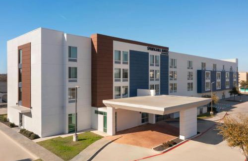 North Dallas Hotel | SpringHill Suites Dallas Central Expressway