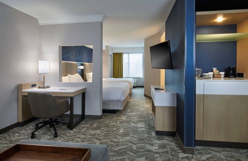 Southfield Hotel | SpringHill Suites Detroit Southfield