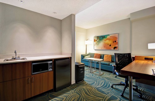Linthicum Heights Hotel | SpringHill Suites by Marriott Baltimore BWI Airport