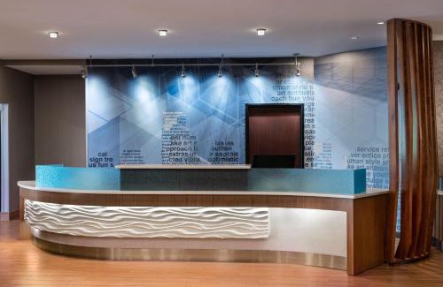 Willock Hotel | SpringHill Suites West Mifflin