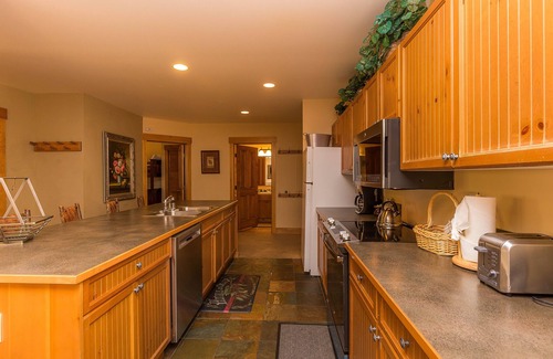 River Run House | Springs by Summit County Mountain Retreats