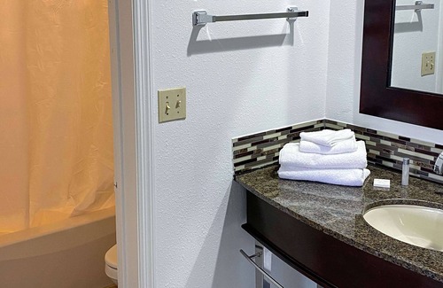 Russell Springs Hotel | Springs Motel KY