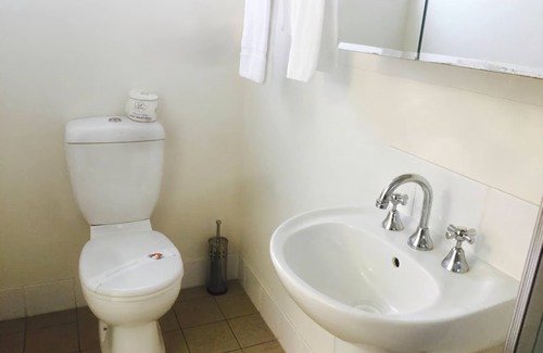 Springsure Hotel | Springsure Overlander Motel