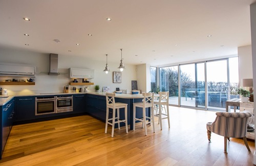 East Wittering House | Springtide - beachfront home in East Wittering