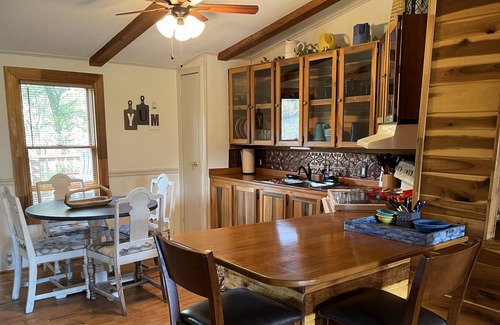 Means House | Spruce Charmer near Red River Gorge, No pet fee (easy access)