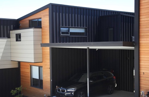 East Jindabyne House | Spuren 4/2 Echidna Place, East Jindabyne