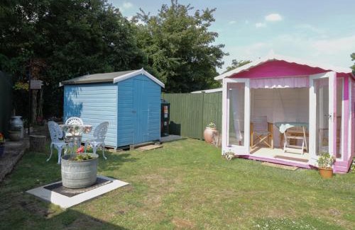 Cheveley House | Spurling Cottage