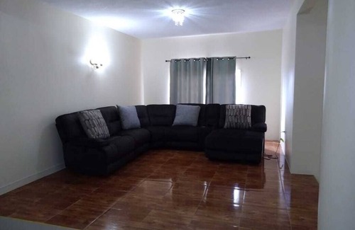 Spur Tree House | Spurtree HomeAway Villa's- 3BR