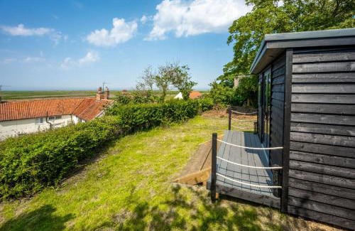 Cley next the Sea House | Spyglass Cottage by Big Skies Cottages