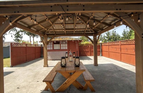 Sequim House | SQ2: ARTISTIC VILLA