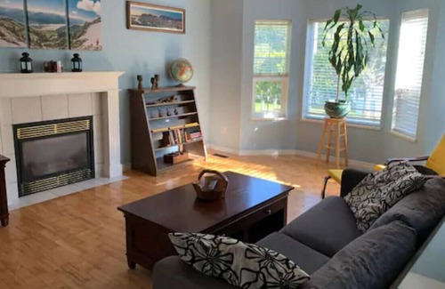 Squamish House | "Squamish Basecamp: Cozy 2BR Oasis