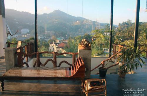Kandy Bed & Breakfast | Square Peg